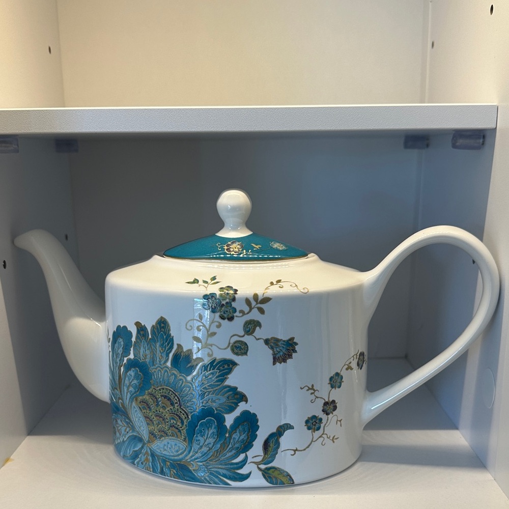 Porcelain 'Eliza Teal' by 222 Fifth